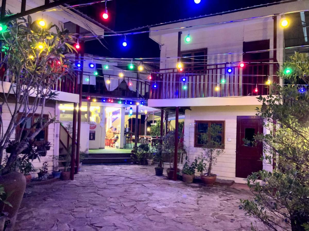 Sofinny Motel 2 Sihanoukville Exterior photo